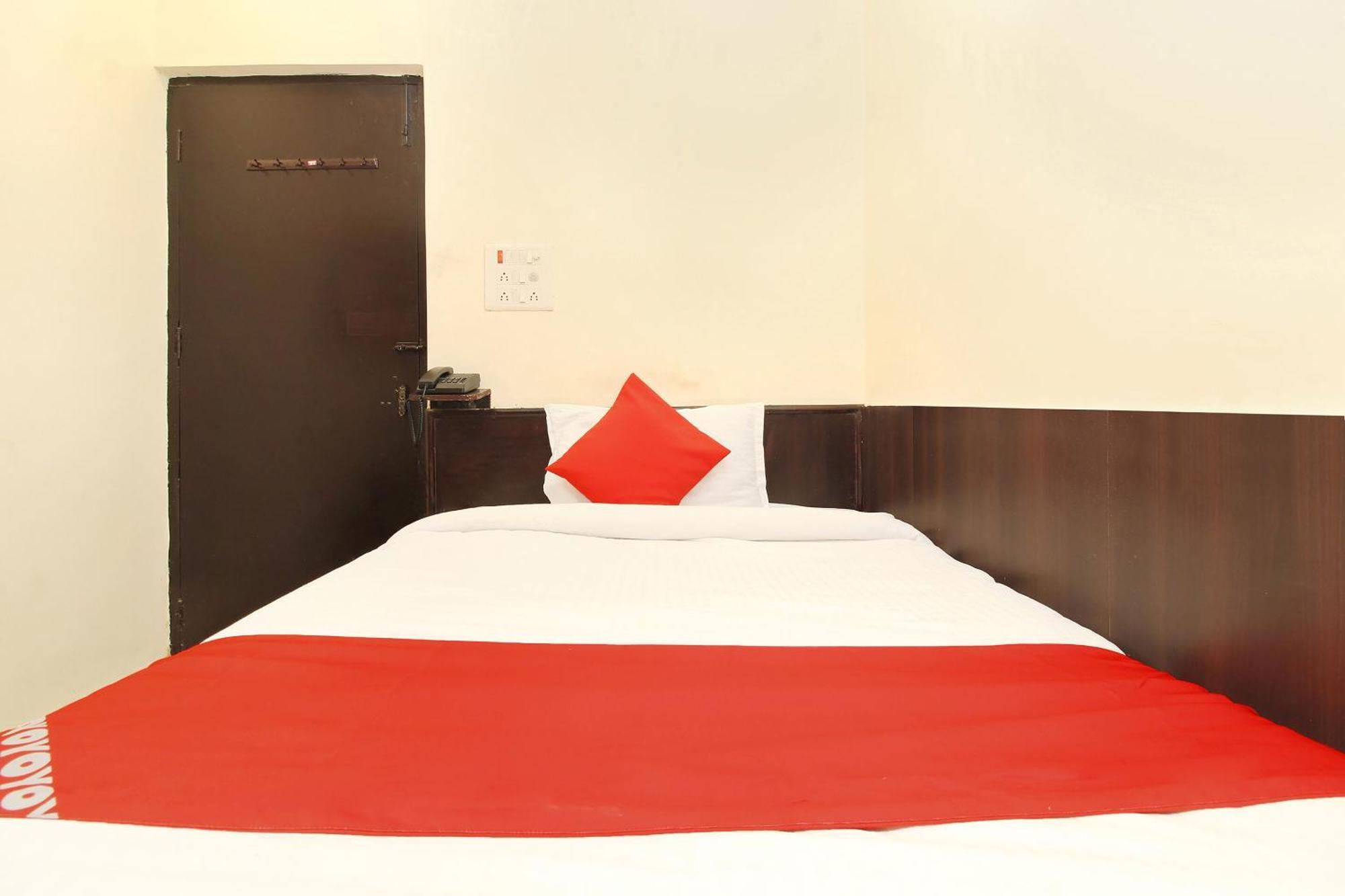 Hotel O Vasundhara Guest House Near Tankbund Secundurabad Extérieur photo